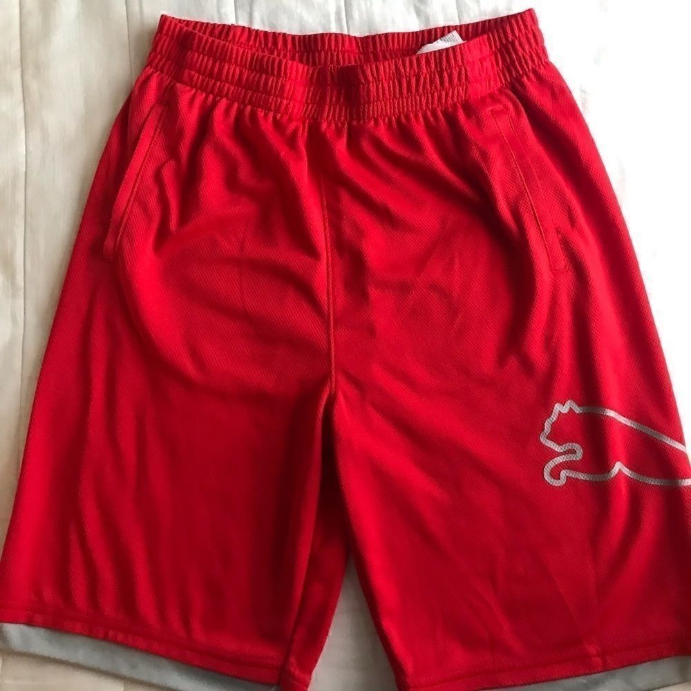 Puma boys sports shorts size 18-20